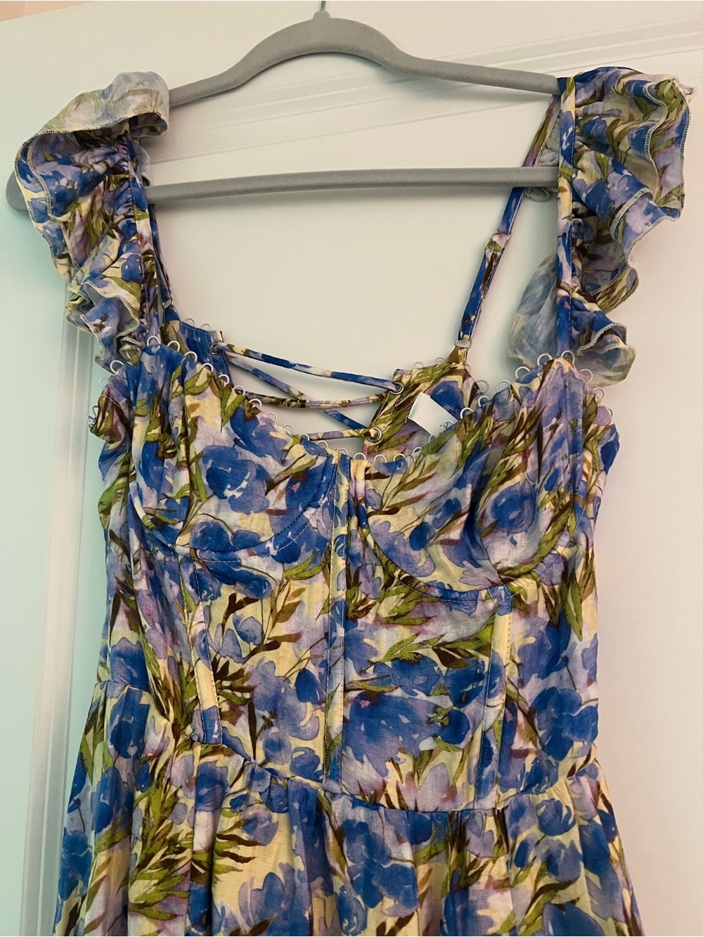 ASTR midi dress - Picture 2 of 5